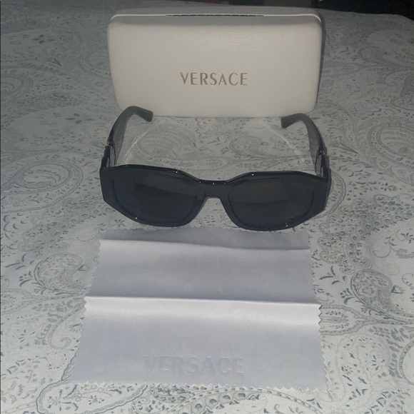 Versace Accessories - Versace Black Sunglasses with Gold Medusa Detail and case holder included